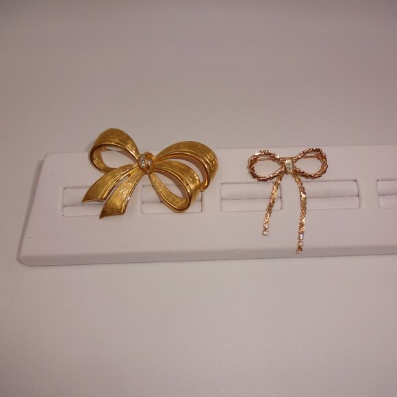 2 Vintage Avon Bows Brooches Gold Tone Scarf Pins Swirls  2 Vintage Avon Bows Brooches Gold Tone Scarf Pins Swirls Hearts Rhinestones